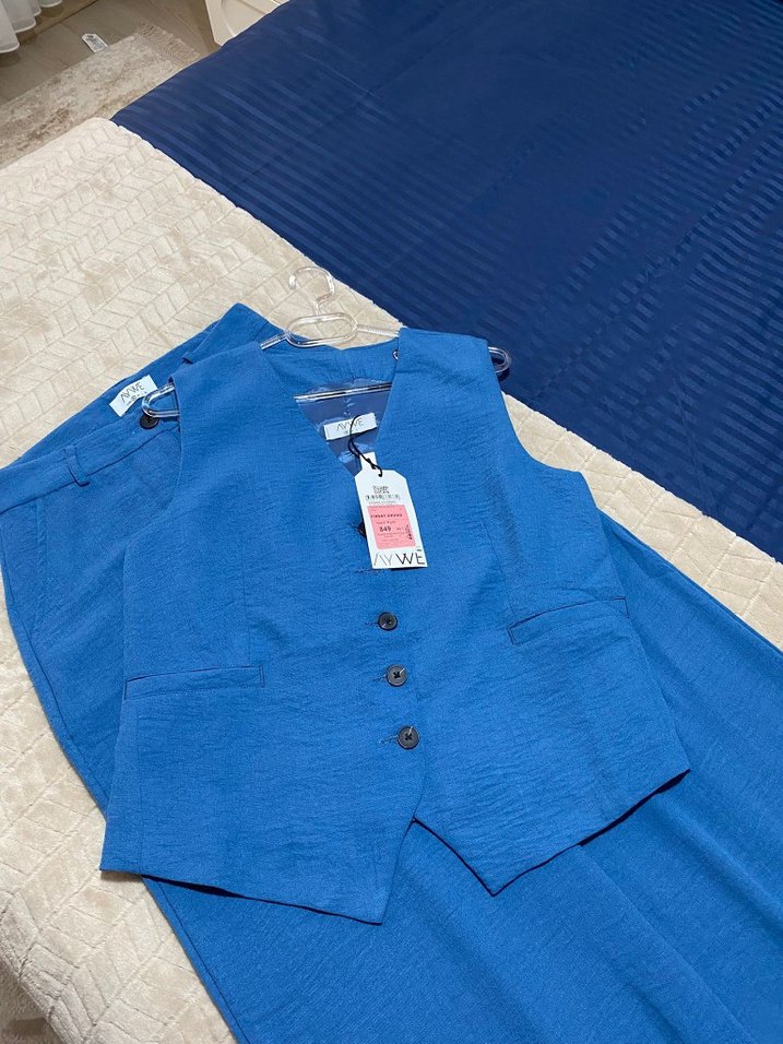 Düğmeli Lacivert Kadın Kumaş takım - Görsel 2