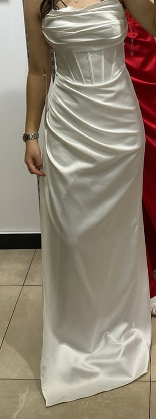 Beyaz Drapeli Nikah elbisesi - Görsel 3