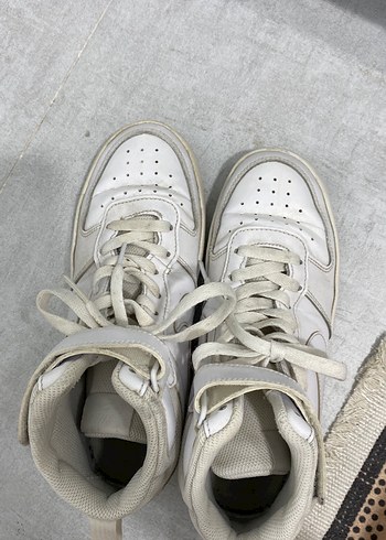 Beyaz Bağcıklı Kadın Spor Ayakkabı - Görsel 2