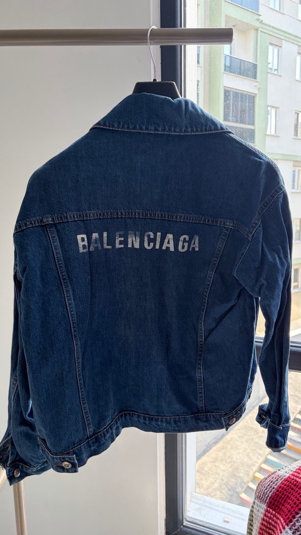 Balenciaga Mavi Düğmeli Kadın Denim Ceket - Görsel 3