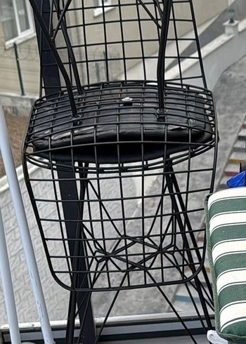 Siyah 2 ader Tel Detaylı Yüksek bar Sandalye - Görsel 2