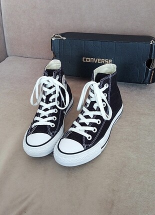 ORJİNAL SİYAH BEYAZ CONVERSE 36 No