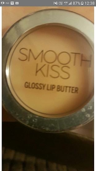 vs lip balm