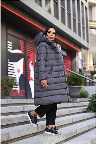 Uzun mont kapüşonlu marka değil 36 beden