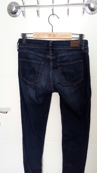 loft marka çok az kullanılmış 27/32bedeninde pantolon