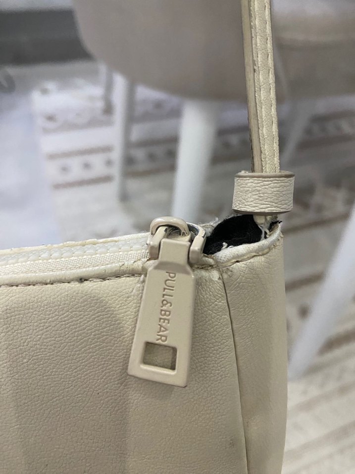 Minimalist Beyaz Deri Kadın Çanta - Görsel 2