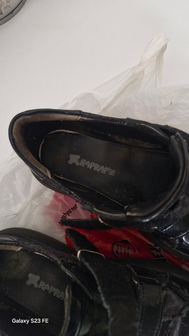 Çocuk Siyah Rugan Tokalı Ayakkabı - Görsel 2