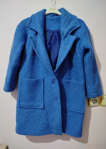 Mavi Mini Düğmeli Kadın Kaban - Görsel 2