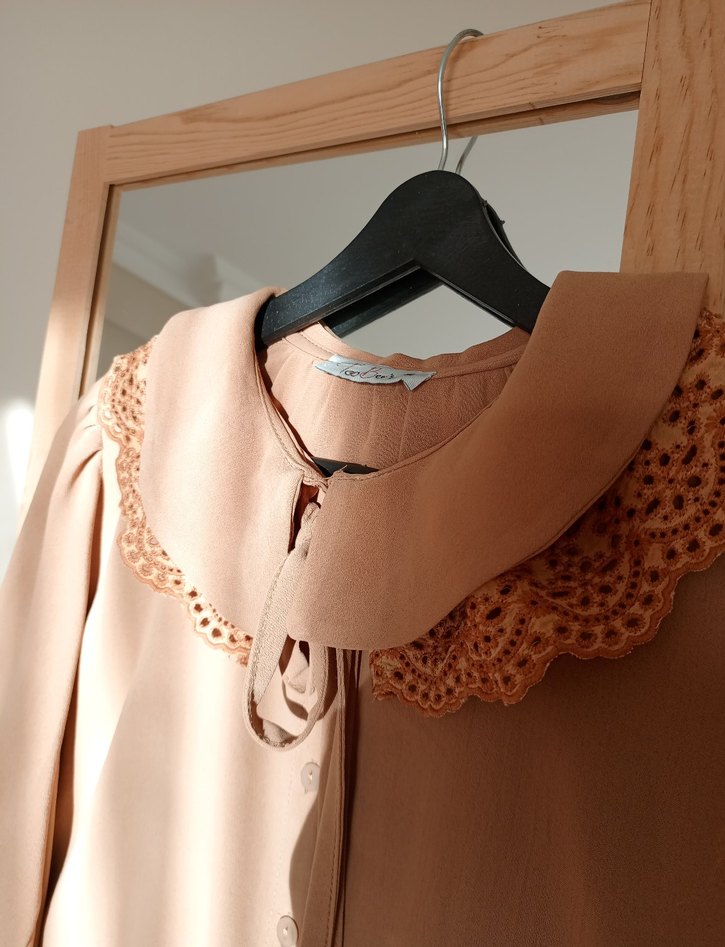 Bej Düğmeli Vintage Kadın Gömlek - Görsel 2