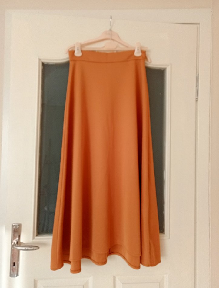 Uzun kloş Etek - Görsel 2