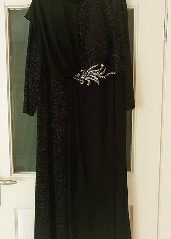 Siyah Uzun Kollu Desenli Abiye Elbise - Görsel 3