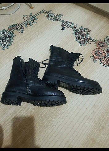 Fendi model kafin bot - Görsel 3