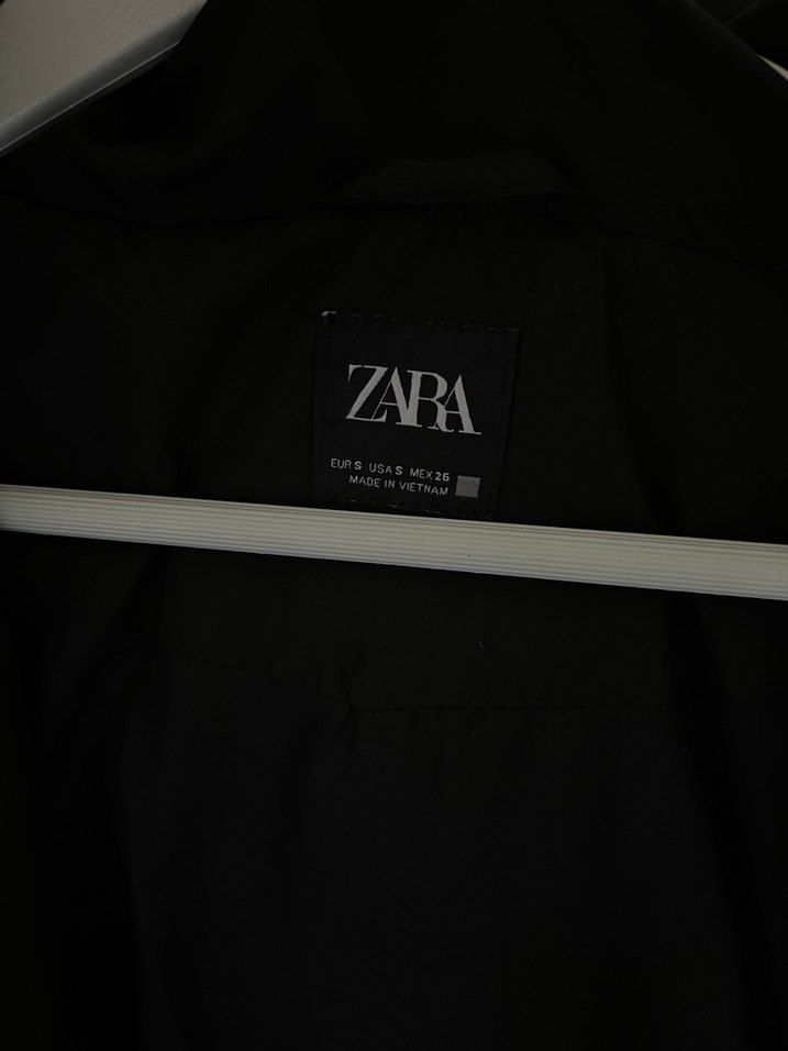 zara siyah şişme mont - Görsel 2