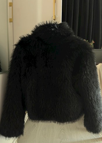 Siyah Kürk - Görsel 4