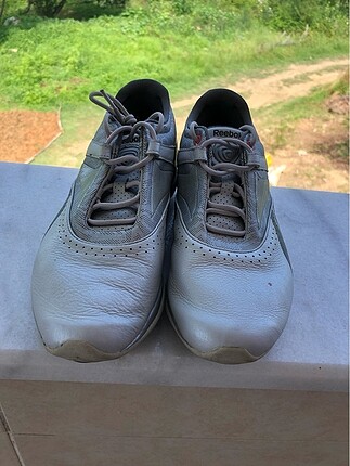 Reebok yürüyüş ayakkabısı