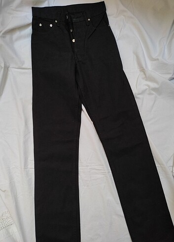 27 Beden siyah Renk Levi's 501 pantolon
