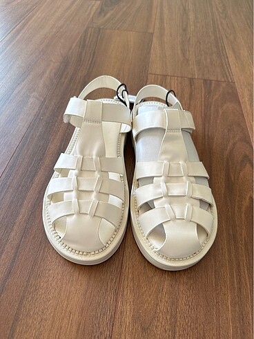 Zara Zara sandalet