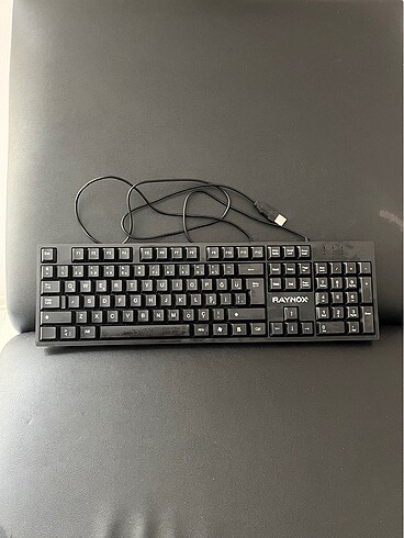 Kablolu klavye