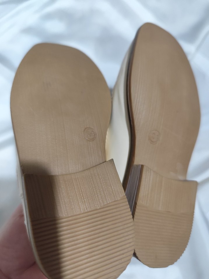 Beyaz Tokalı Erkek Çocuk sünnet ayakkabısı - Görsel 4