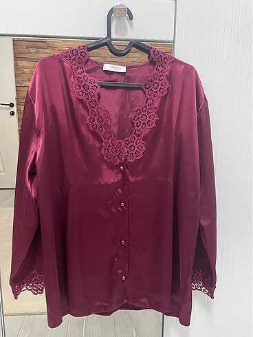 l Beden bordo Renk BORDO SATEN GECELİK SETİ