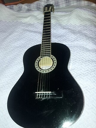 Siyah gitar