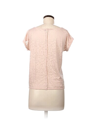 s Beden Stradivarius T-shirt %70 İndirimli.