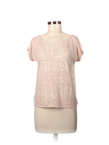 Stradivarius T-shirt %70 İndirimli.