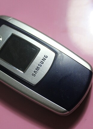 Samsung Kapakli Tuşlu Telefon