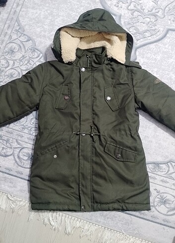 Erkek çocuk içi peluş mont 