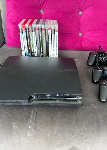 PlayStation 3 Konsol 12 oyun 3 kol