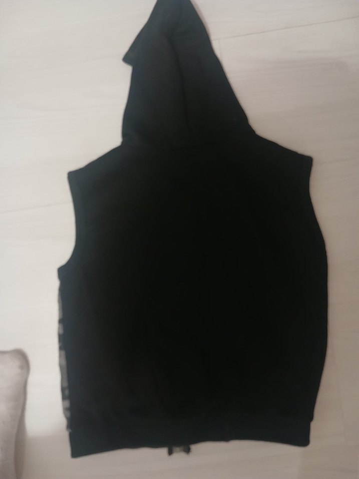 Erkek Çocuk Kamuflaj Desenli Kapüşonlu Yelek - Görsel 3