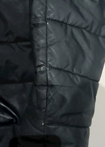 Siyah Kapüşonlu Erkek Mont - Görsel 8