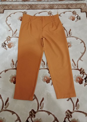 44 Beden Kadın Bej Kemerli Midi Kumaş Pantolon