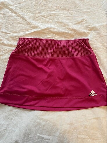 Adidas tenis eteği