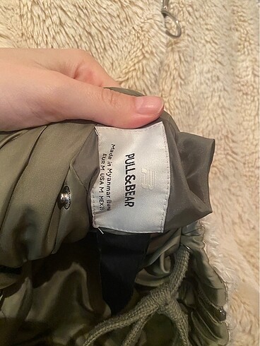 m Beden haki Renk Pull&bear çift taraflı peluş mont