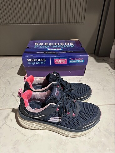 37,5 Beden lacivert Renk Skechers kadın ayakkabı