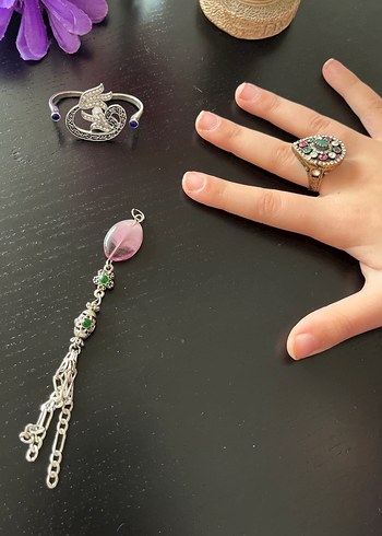 2 yüzük.  bır kolye ucu Bohem Boncuklu Çok Renkli - Görsel 2