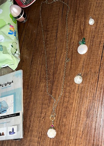 4 lü fiyattır. Uzun Beyaz Boncuklu Bohem Kadın Kolye ve uçlar - Görsel 2