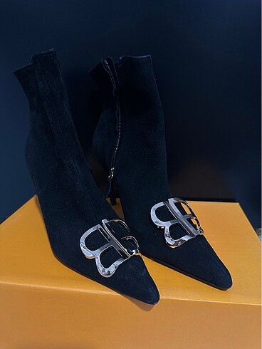 BALENCIAGA TOPUKLU AYAKKABI