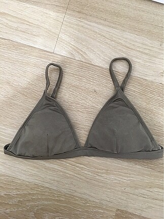 Bikini üstü