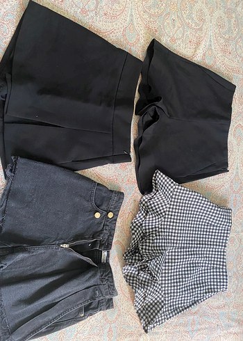 xs Beden Düğmeli Siyah Mini Kumaş Kadın Şort