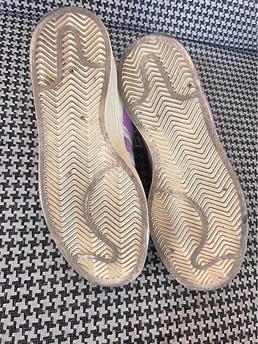 40 Beden mor Renk Adidas ayakkabı