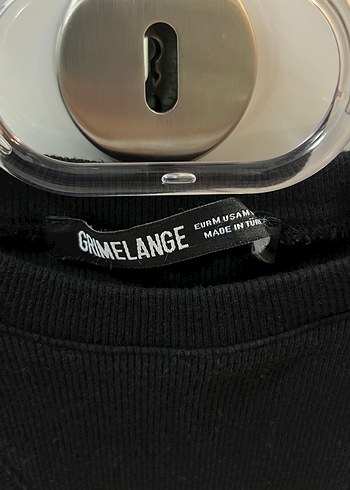 Siyah Yüksek Yakalı Kolsuz Crop Top - Görsel 2