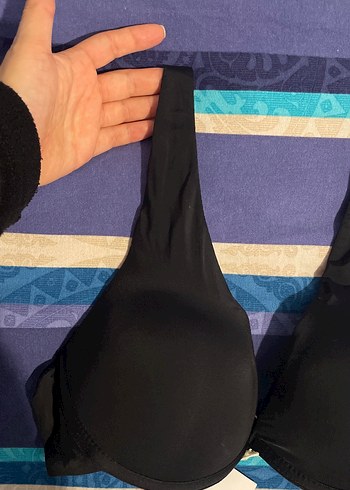 Dagi Siyah Sütyen - Görsel 2