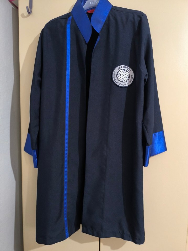 Medipol üniversitesi cübbe - Görsel 2