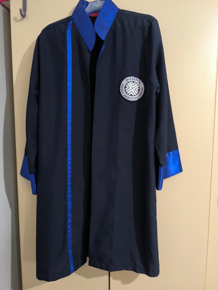 Medipol üniversitesi cübbe - Görsel 3