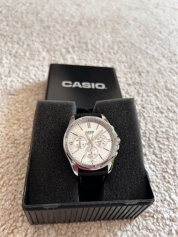 Casio STANDART MTP-1375L-1AVDF Erkek Kol Saati