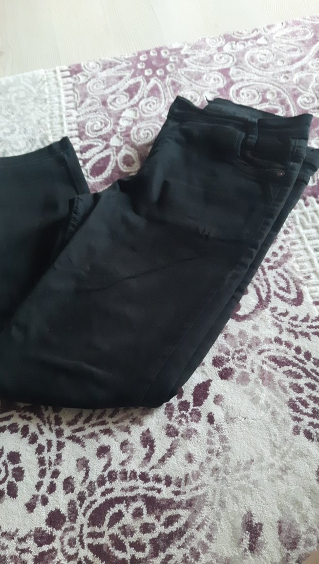 Kadın Siyah Kumaş Kemerli Pantolon - Görsel 3