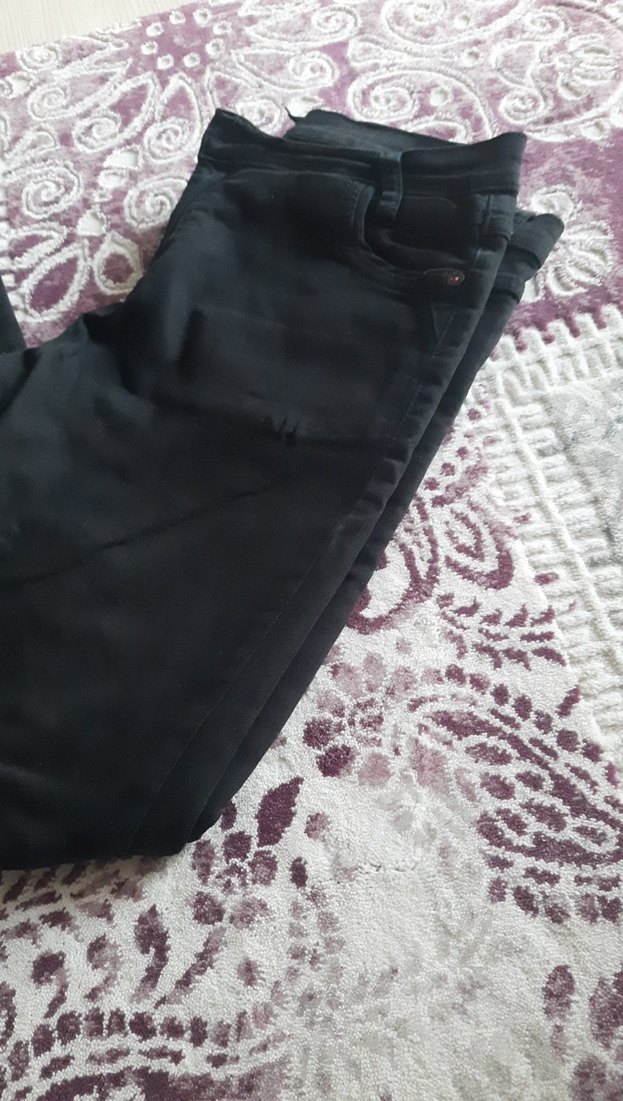 Kadın Siyah Kumaş Kemerli Pantolon - Görsel 2