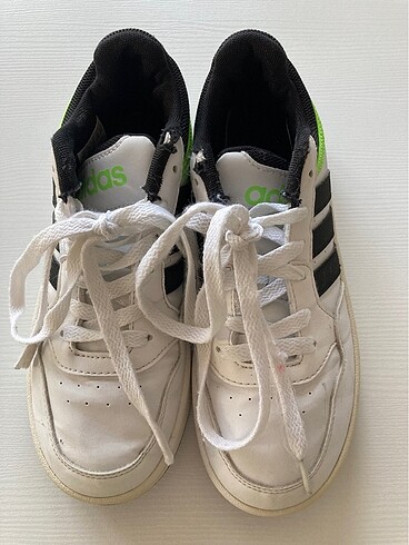 Orjinal Adidas spor ayakkabı